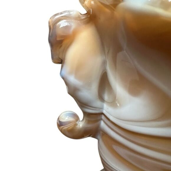 Vintage imperial glass compan caramel and white swirl design. Sea horses on item - Picture 6 of 8